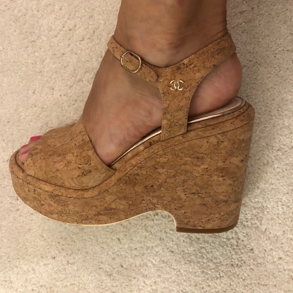 CHANEL Cork Wedge - Picture 8 of 8